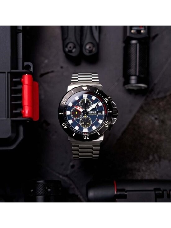 NWT Rgmt Trench Blue Dial Men\'s Watch